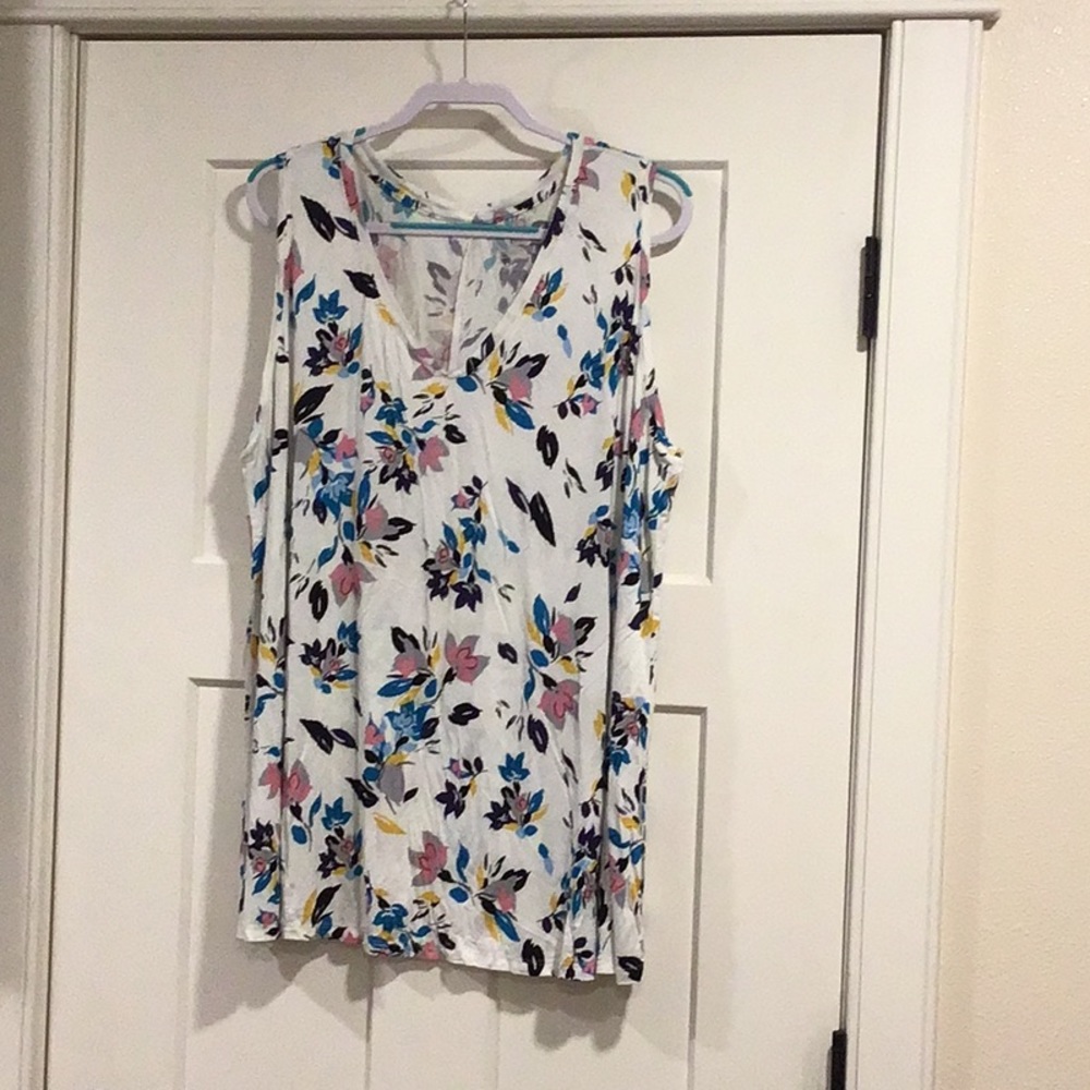 Lane Bryant buttery soft tank top!  Size 26/28